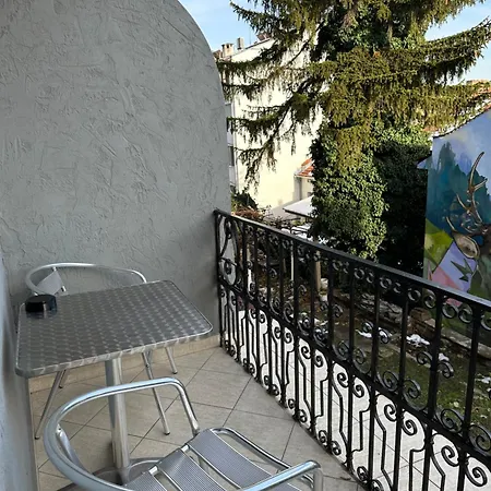 Petra Guest house 2*